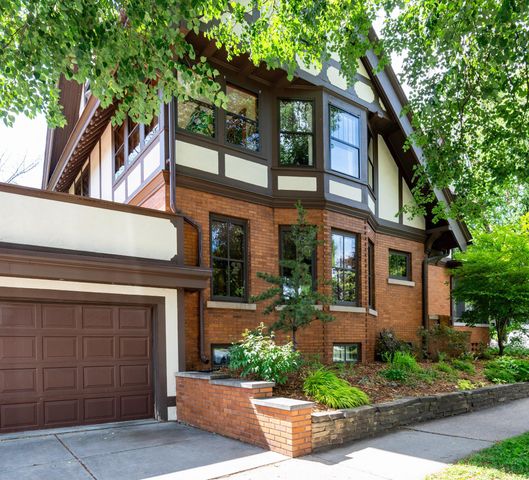 920 Lincoln Avenue, Saint Paul, MN 55105