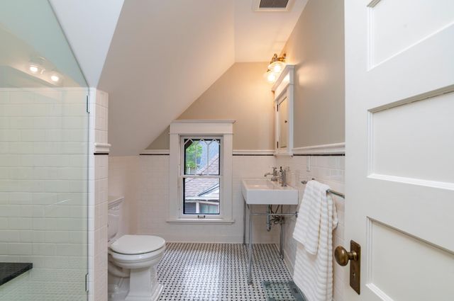 920 Lincoln Avenue, Saint Paul, MN 55105