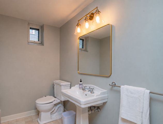 920 Lincoln Avenue, Saint Paul, MN 55105