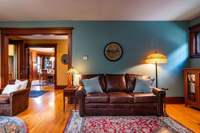 920 Lincoln Avenue, Saint Paul, MN 55105