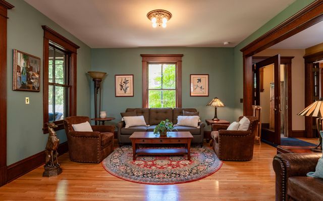 920 Lincoln Avenue, Saint Paul, MN 55105