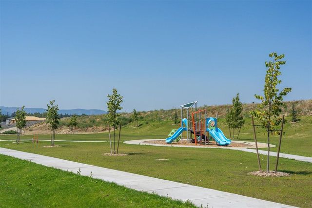 913 E K St, Deer Park, WA 99006