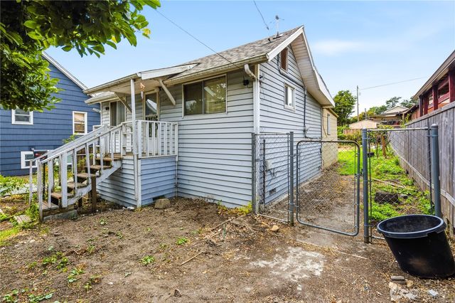 5307 16th Avenue S, Seattle, WA 98108