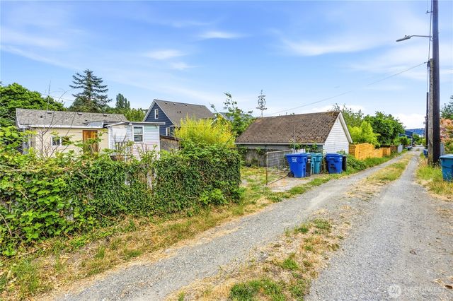 5307 16th Avenue S, Seattle, WA 98108
