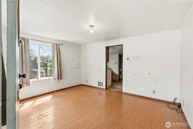 5307 16th Avenue S, Seattle, WA 98108