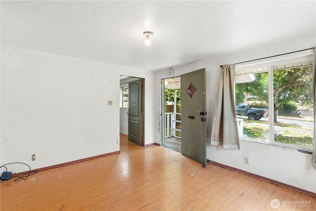 5307 16th Avenue S, Seattle, WA 98108
