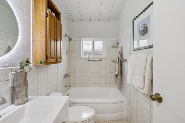 810 Emily Drive, Mountain View, CA 94043