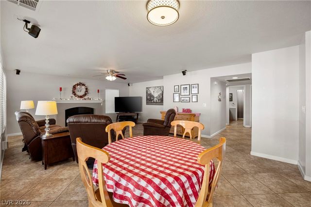 908 Indian Hollow Avenue, North Las Vegas, NV 89031