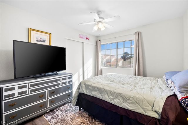 908 Indian Hollow Avenue, North Las Vegas, NV 89031