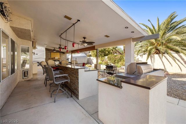 908 Indian Hollow Avenue, North Las Vegas, NV 89031