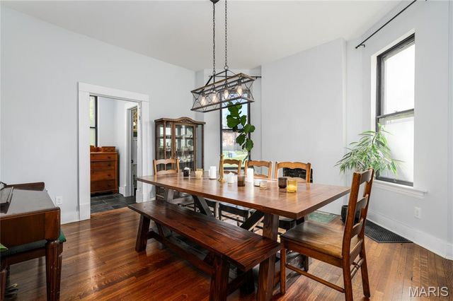 5647 Chamberlain Avenue, St Louis, MO 63112