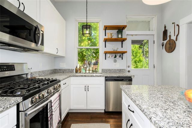 5647 Chamberlain Avenue, St Louis, MO 63112