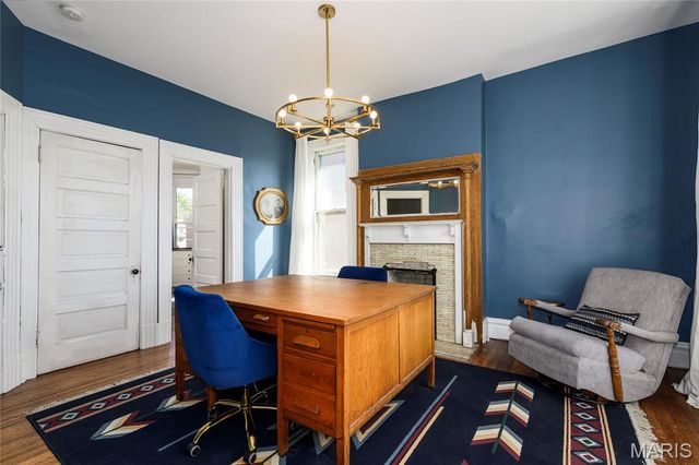 5647 Chamberlain Avenue, St Louis, MO 63112