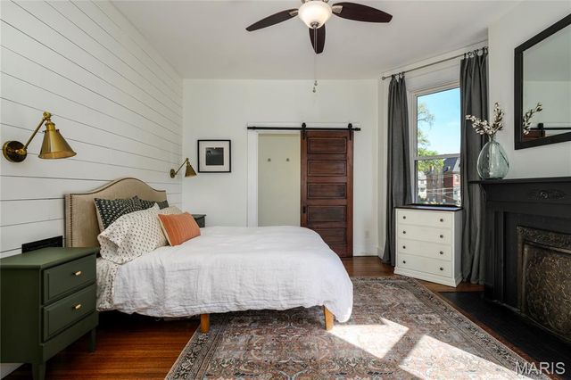 5647 Chamberlain Avenue, St Louis, MO 63112