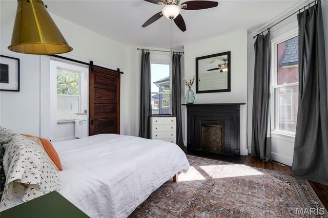 5647 Chamberlain Avenue, St Louis, MO 63112