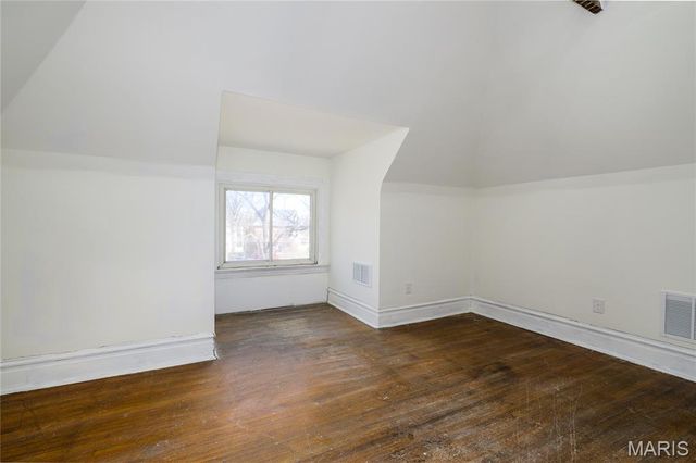 5647 Chamberlain Avenue, St Louis, MO 63112