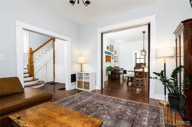 5647 Chamberlain Avenue, St Louis, MO 63112