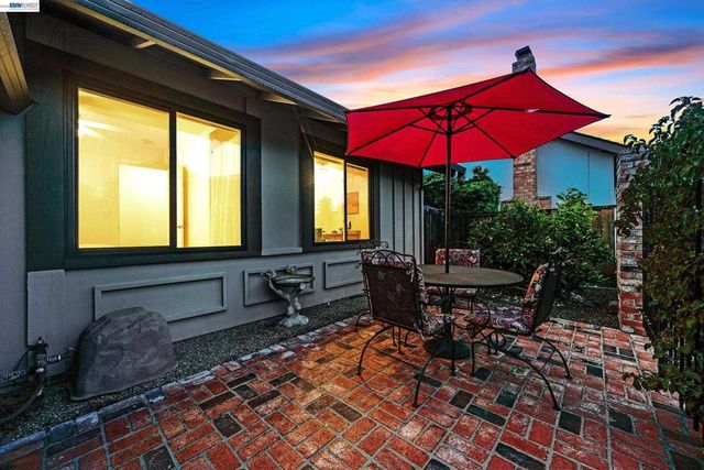 3511 Touriga Dr, Pleasanton, CA 94566