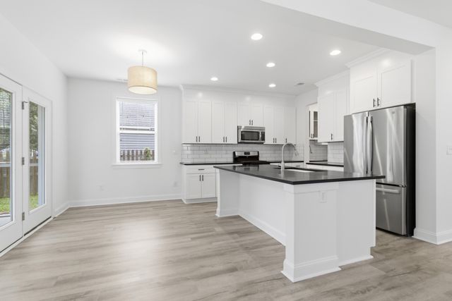 3011 Scuba Drive, Charleston, SC 29414