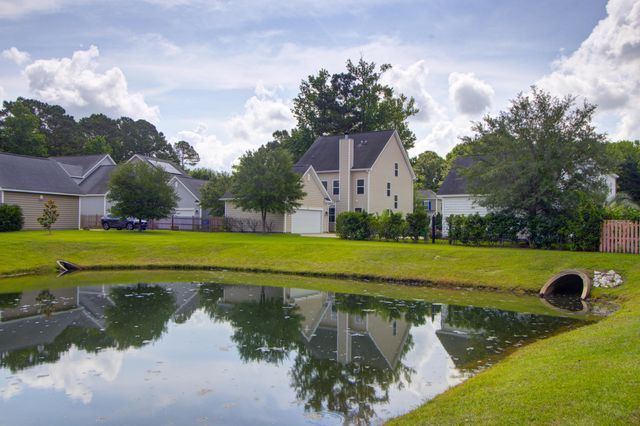 3011 Scuba Drive, Charleston, SC 29414
