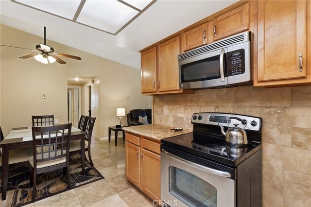 36 Calle Aragon U, Laguna Woods, CA 92637