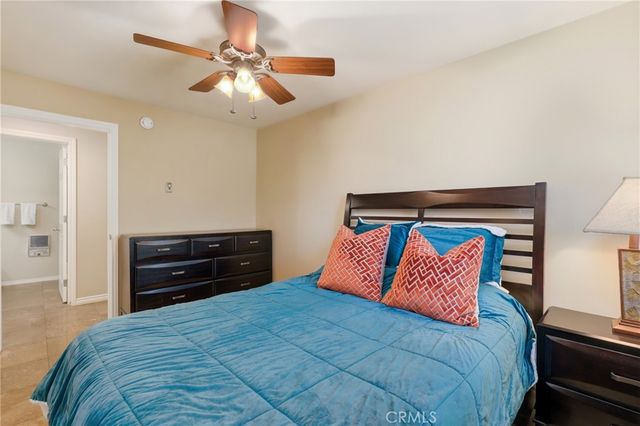 36 Calle Aragon U, Laguna Woods, CA 92637