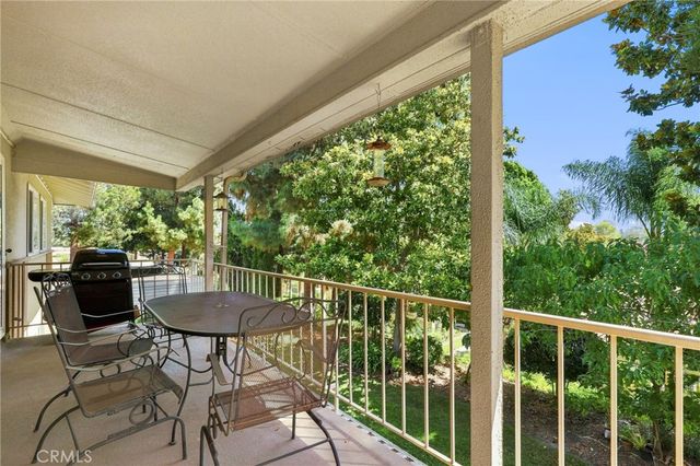 36 Calle Aragon U, Laguna Woods, CA 92637
