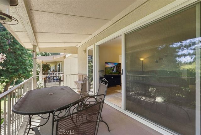36 Calle Aragon U, Laguna Woods, CA 92637