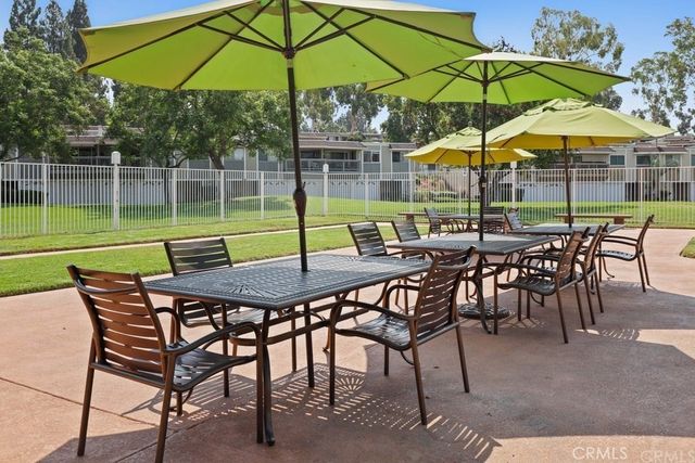 36 Calle Aragon U, Laguna Woods, CA 92637