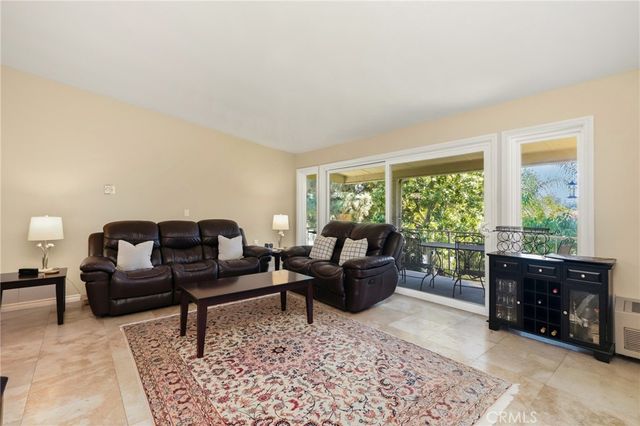 36 Calle Aragon U, Laguna Woods, CA 92637