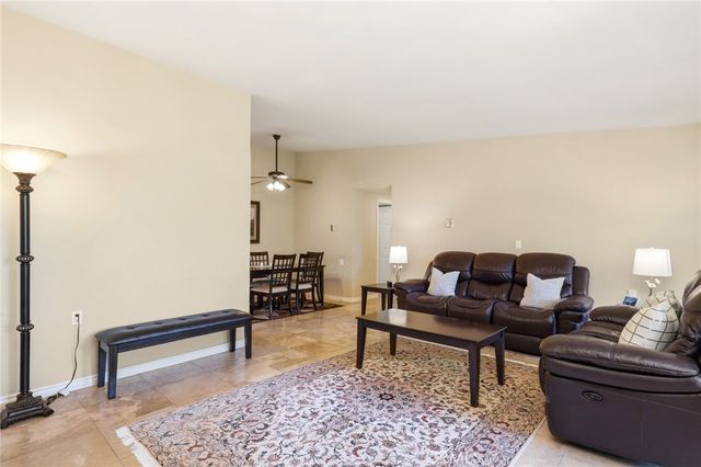 36 Calle Aragon U, Laguna Woods, CA 92637