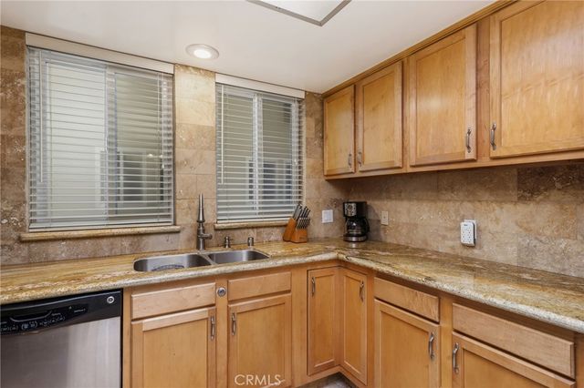 36 Calle Aragon U, Laguna Woods, CA 92637