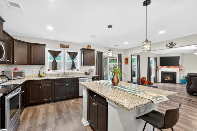 117 Bruinen Drive, Fountain Inn, SC 29644