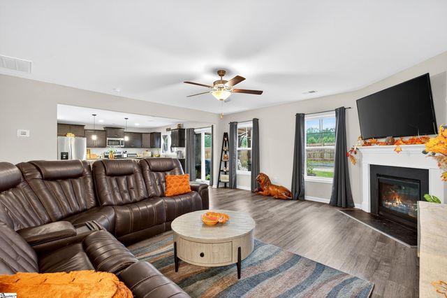 117 Bruinen Drive, Fountain Inn, SC 29644