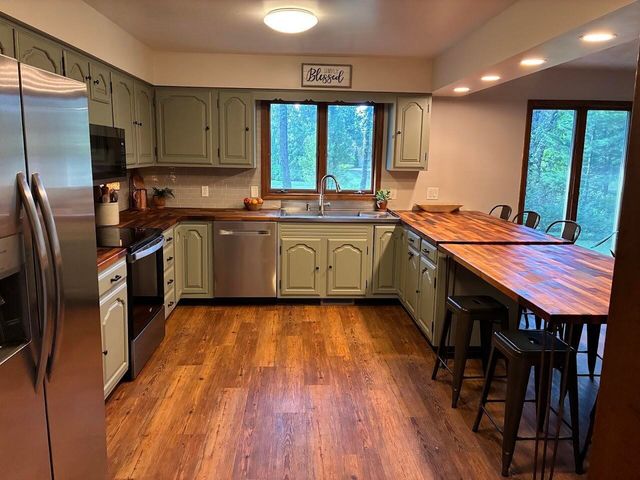 9511 E Ml Avenue, Galesburg, MI 49053