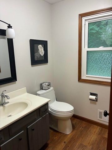9511 E Ml Avenue, Galesburg, MI 49053