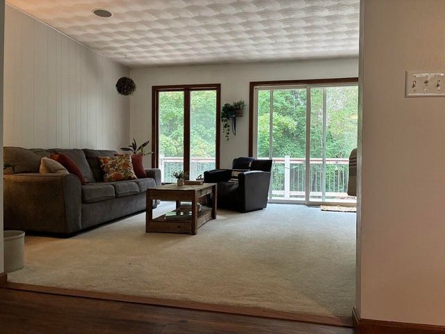 9511 E Ml Avenue, Galesburg, MI 49053