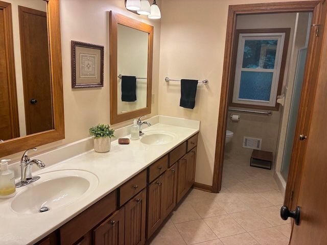 9511 E Ml Avenue, Galesburg, MI 49053