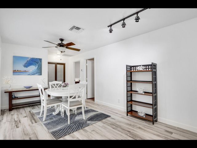 609 Oak Terrace, Jupiter, FL 33458