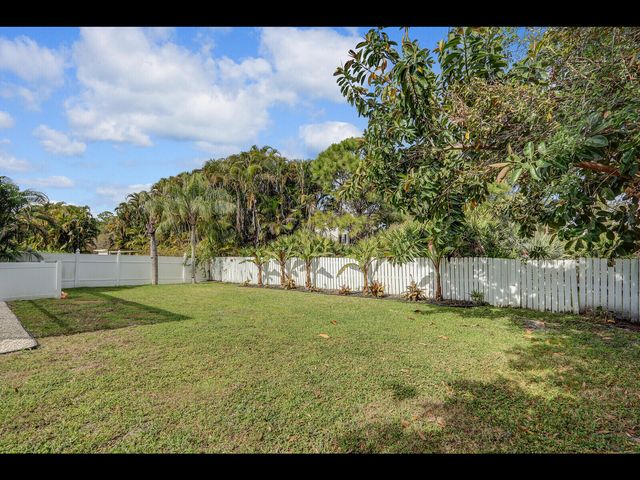 609 Oak Terrace, Jupiter, FL 33458