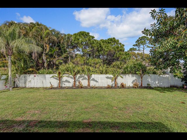 609 Oak Terrace, Jupiter, FL 33458