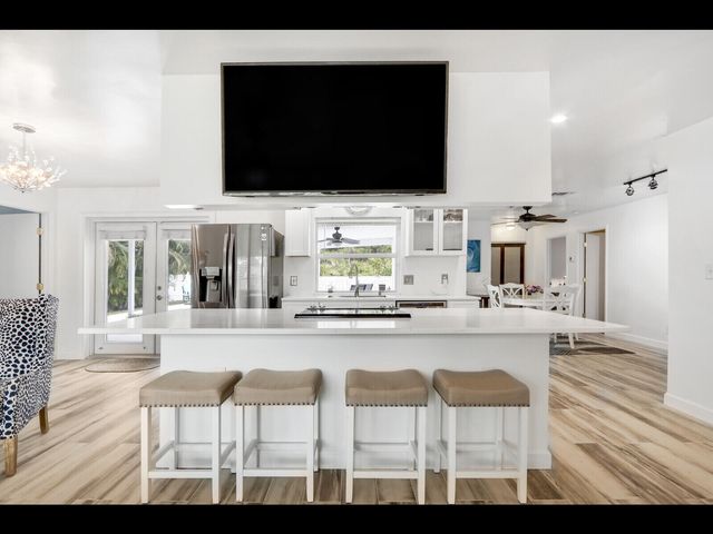 609 Oak Terrace, Jupiter, FL 33458