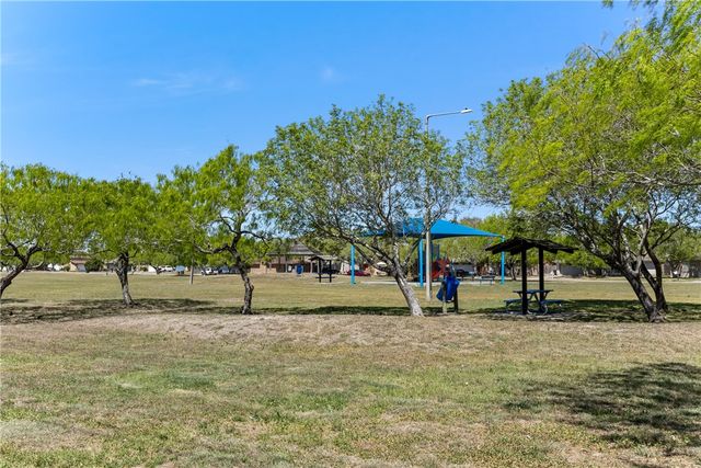 4937 Cedar Pass Dr 10, Corpus Christi, TX 78413