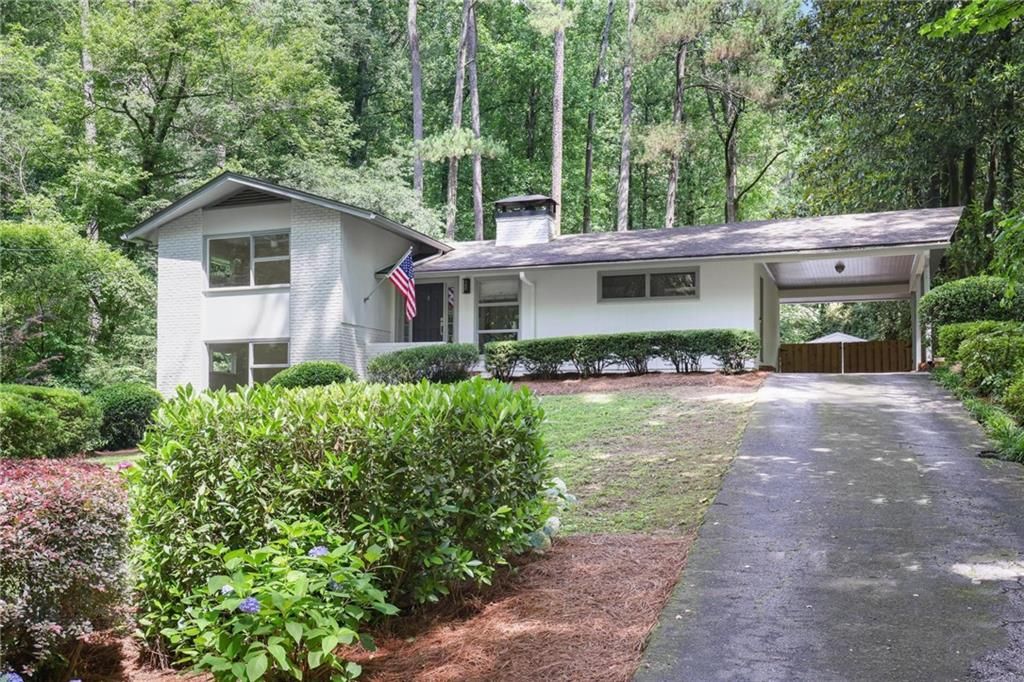 2800 Mornington NW Drive, Atlanta, GA 30327