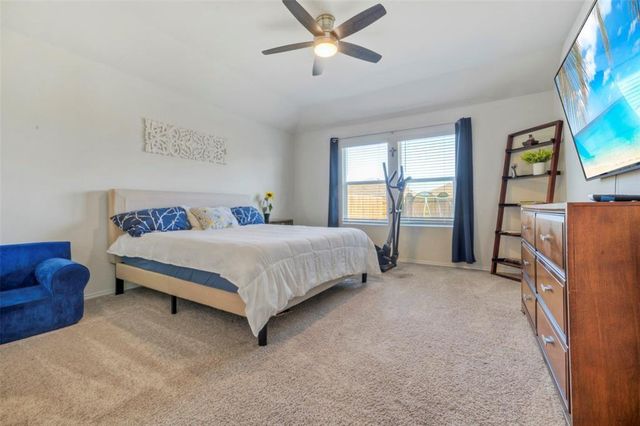 270 DORCHESTER DR, Kyle, TX 78640