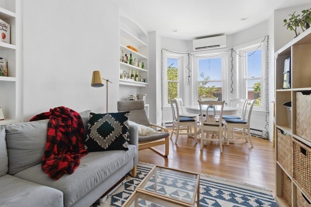 28 Beacon Street 3, Somerville, MA 02143