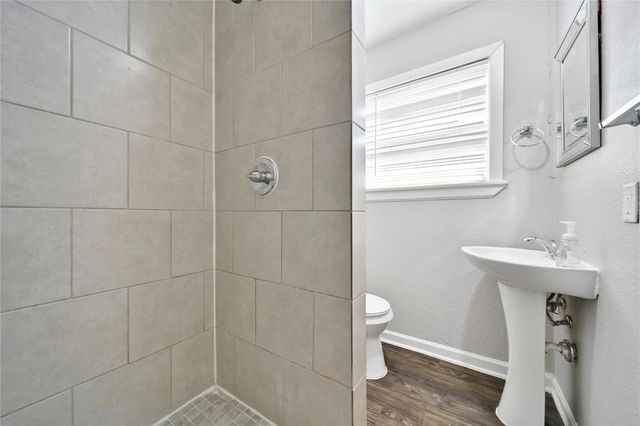 1606 W 8th Street, Freeport, TX 77541