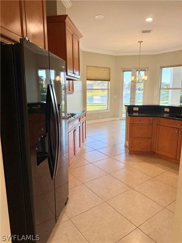 5031 Rustic Oaks CIR, Naples, FL 34105