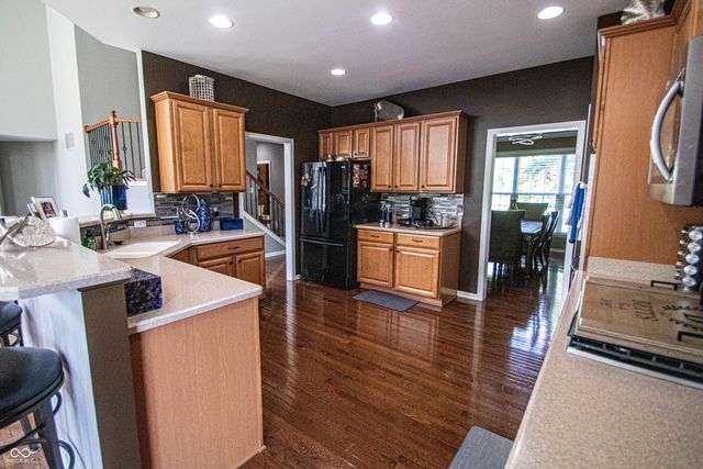 12857 Pennington Road, Fishers, IN 46037