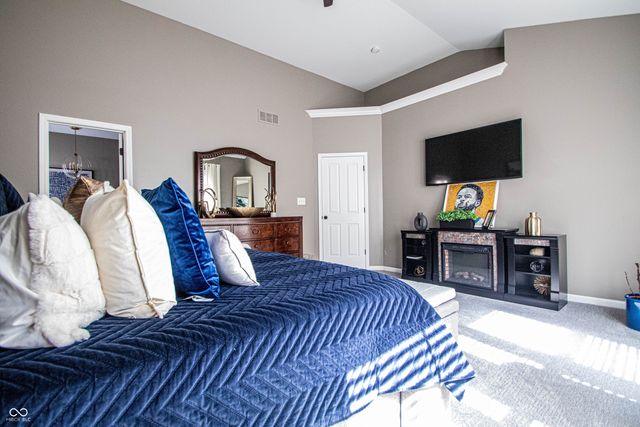 12857 Pennington Road, Fishers, IN 46037